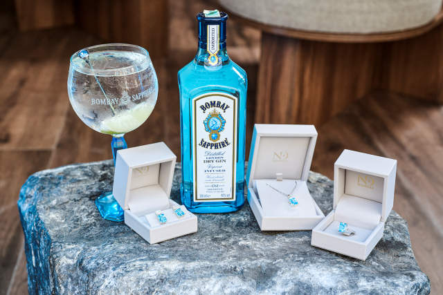 Limitált ékszerkollekcióban jelenik meg a Bombay Sapphire egyedi kék világa