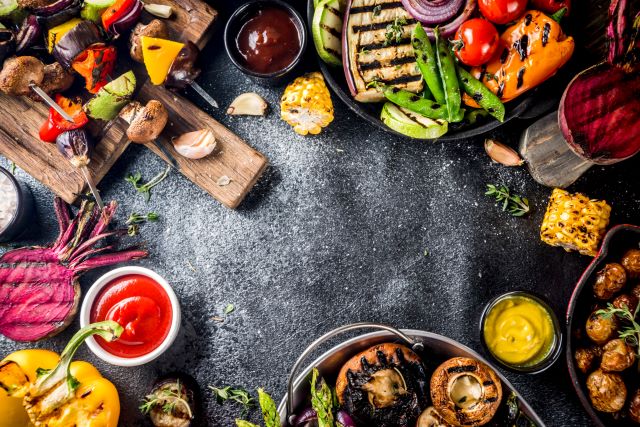 Izzik a grillszezon – Mi kerül a rácsra?